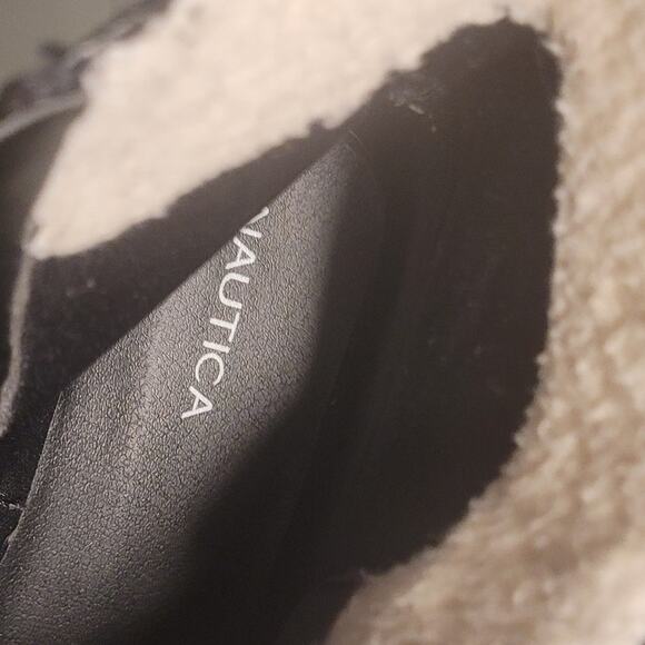 Nautica Womens Size ~9 Black Ankle Boots Shearling Lined Buckle Winter - Picture 5 of 10